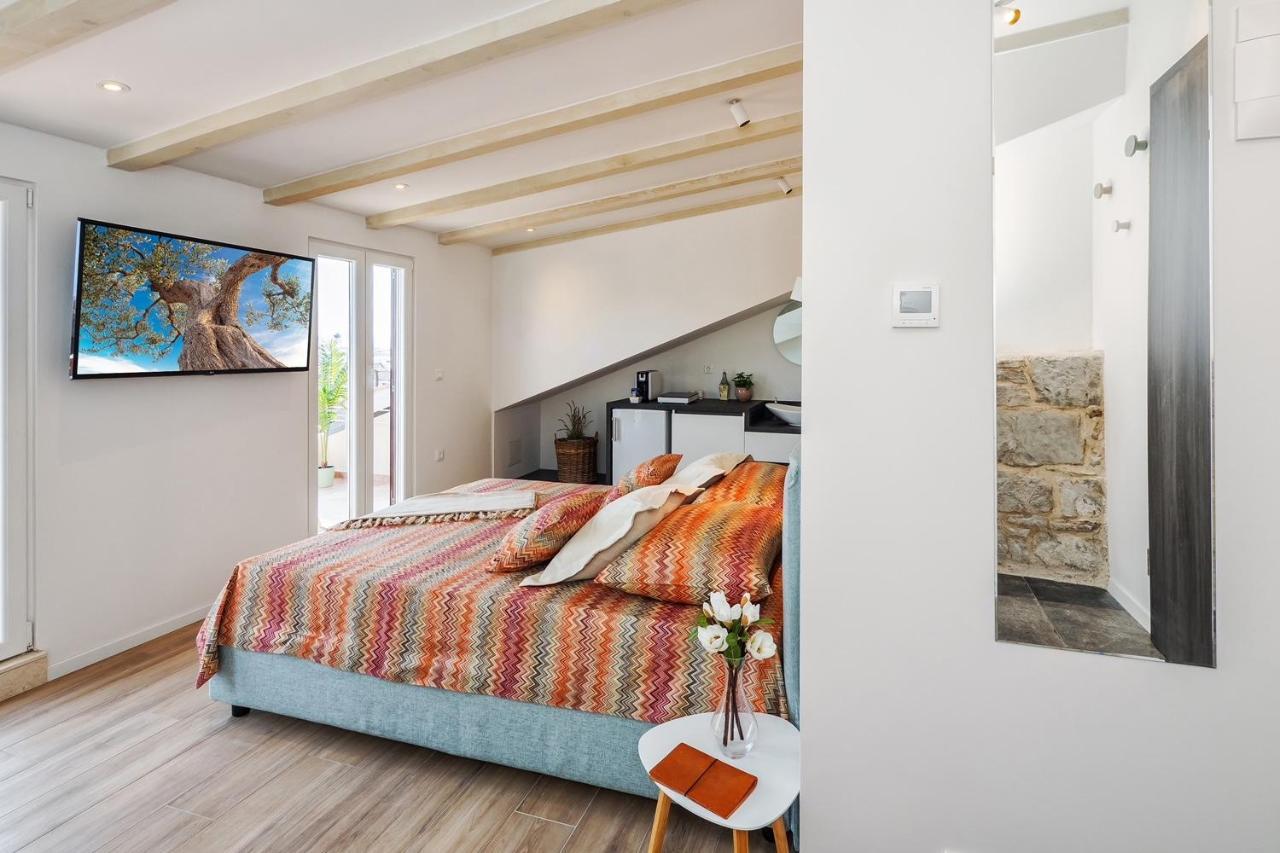 Lucio Suites Сплит Екстериор снимка